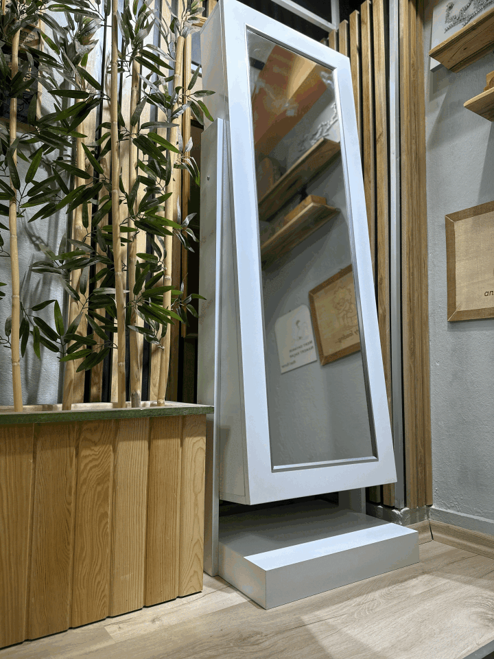 Angel Raflı Dolaplı Beyaz Boy Ayna Makyaj Aynası